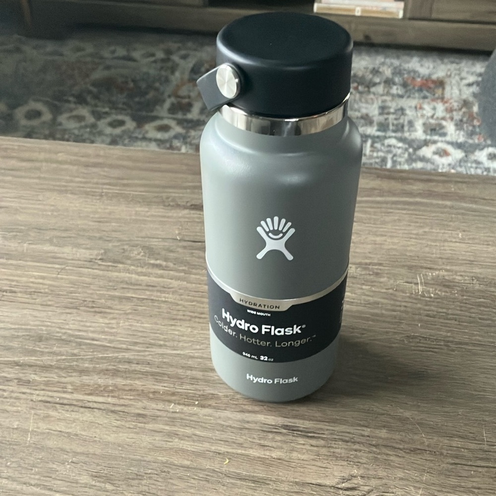 Hydro flask 32oz